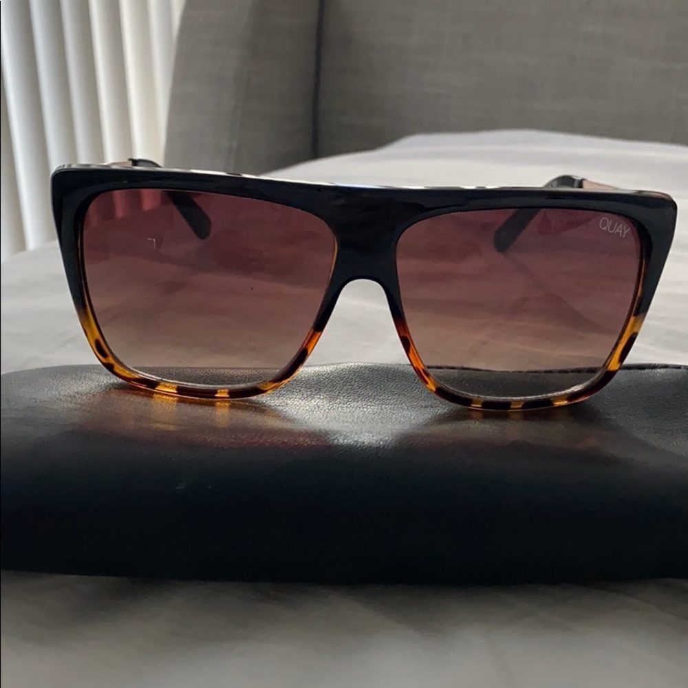 Quay sunglasses style: Desi